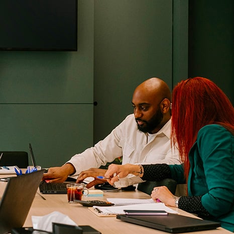 personer-i-möte personer-i-möte